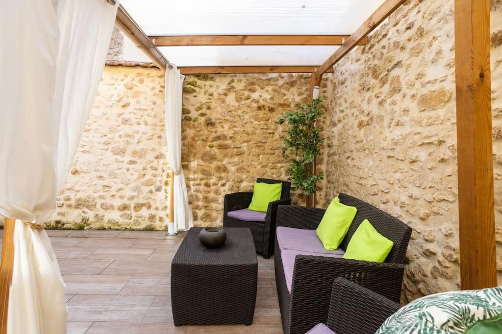 3 Pers Pasteur Sur Sarthe Centre Holiday home *